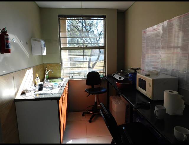 162M² OFFICE FOR SALE IN FERNDALE